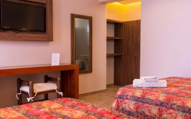 Hotel Santa Helena Plaza