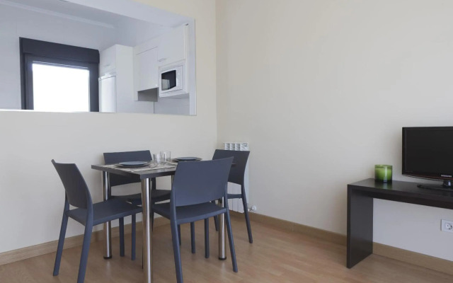 Aparthotel Jardines de Aristi