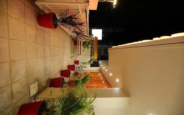 Oyo 37230 Yashraj Hotel