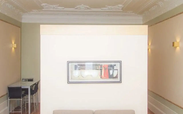 Liiiving in Porto Art Heart Studio