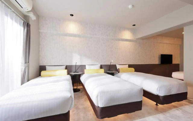 Dotombori Crystal Hotel 3