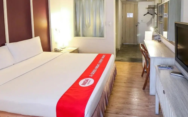 Nida Rooms Phra Khanong Culture