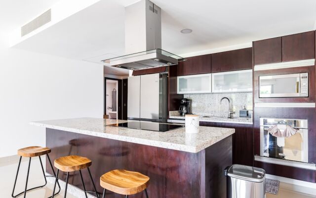 Casa Aruba 403n 2 Bedroom Apts by RedAwning