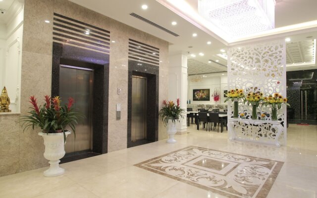 Acnos Grand Hotel