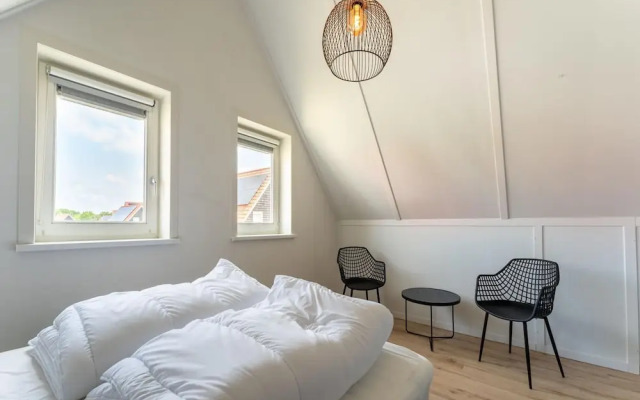 Holiday Home in Scherpenisse With Garden
