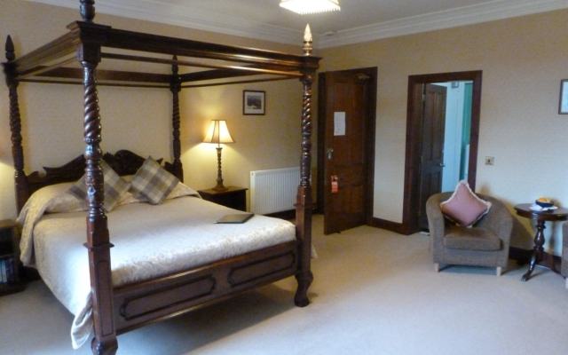 Tigh Na Sgiath Country House Hotel