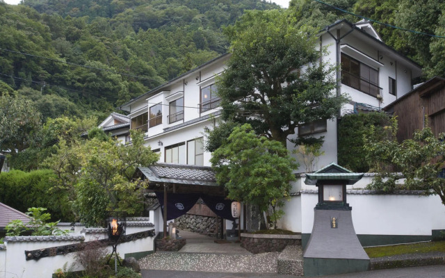 Beppu Onsen Beppu Showaen