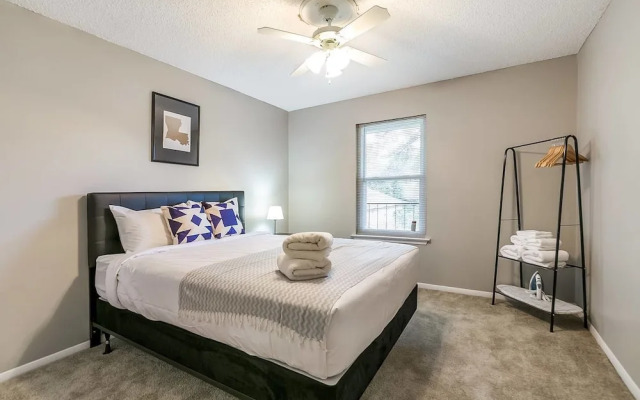 Social Retreat + Pool + Gym