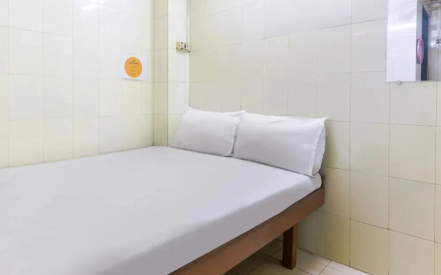 Gulzar Hotel by OYO Rooms