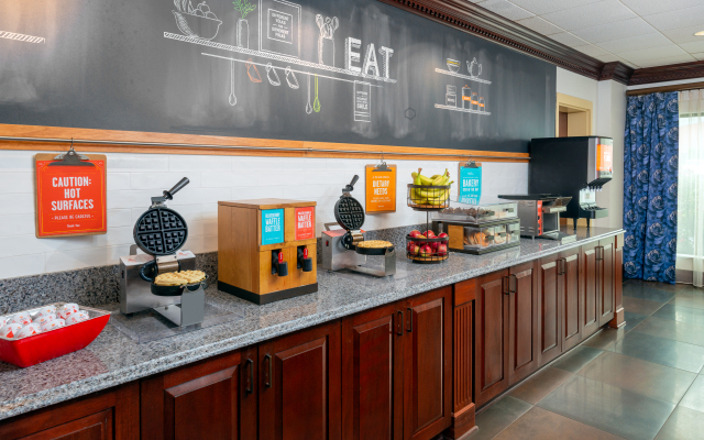 Hampton Inn & Suites Wilder