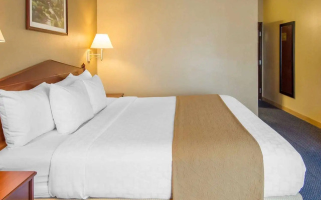 Garner Hotel Liberty Lake by IHG