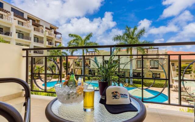 Luxury 1BR Condo Great Location Amenities
