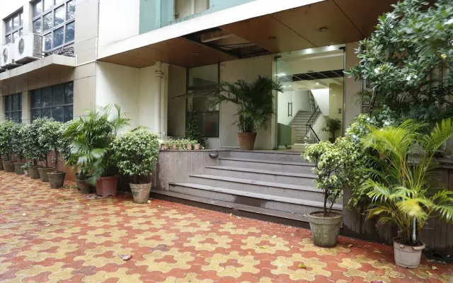 Humming Bird - Sai Prasad