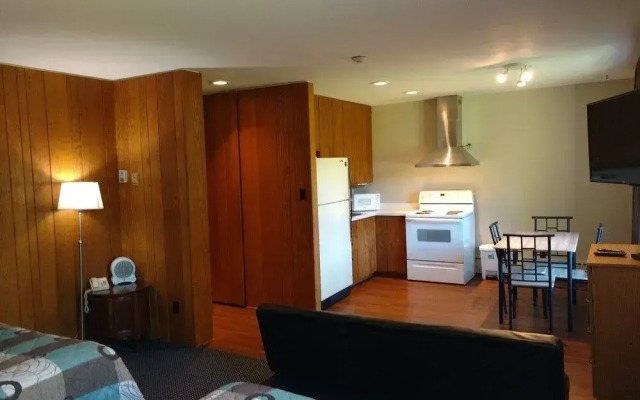 The Mariner Motor Hotel