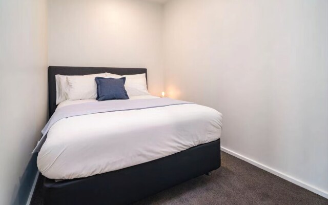 New Two Bedroom Apartment in CBD
