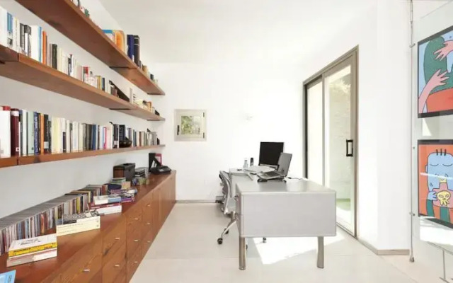 Herce Property