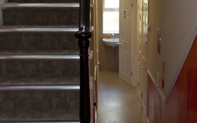 Clapham Guest House