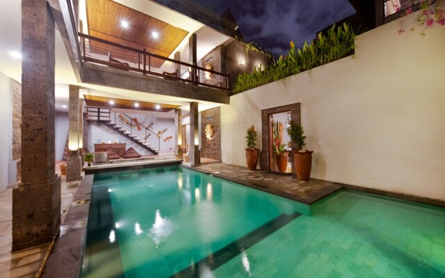 Kusuma Villa Seminyak