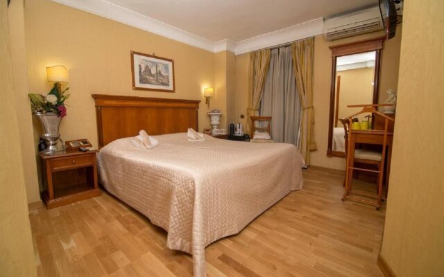 Luxury Rooms H 2000 Roma