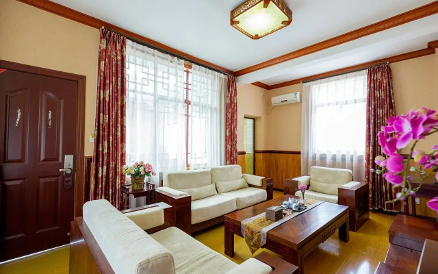 Lijiang He Mu Ju Inn Fairview Branch