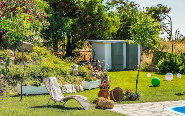 Afantou Beach Villa
