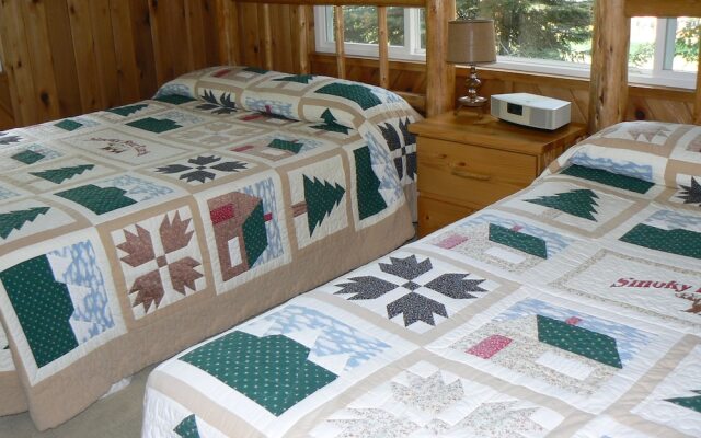 Smoky Bear Ranch Bed & Breakfast & Cabins