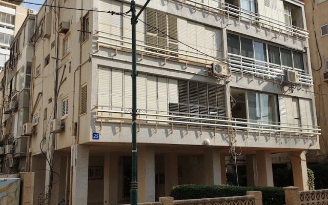 GK Apartments  - Gad Mahnes 25