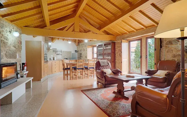 Macheta's Coutry House
