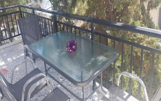 Nea peramos apartment Up to 8 person