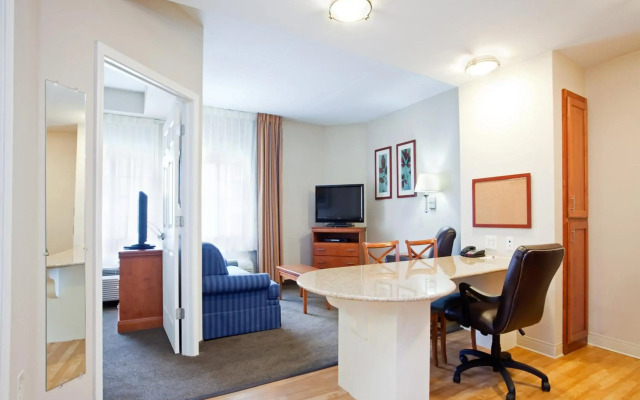 Candlewood Suites Jacksonville by IHG