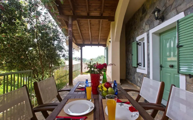 Achilles Country House