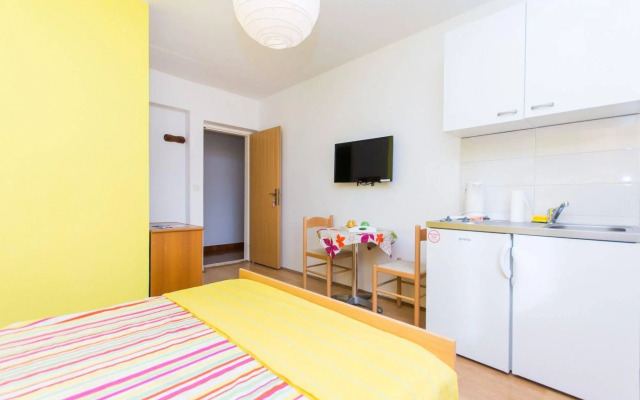 Nina Apartments