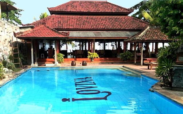 Lovina Beach Hotel