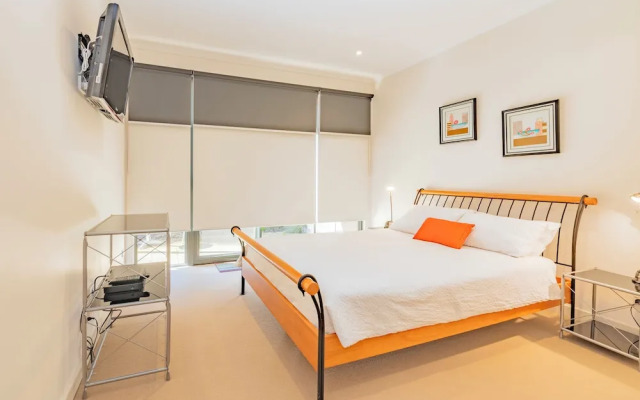 3 Bedroom Townhouse - Pool Access