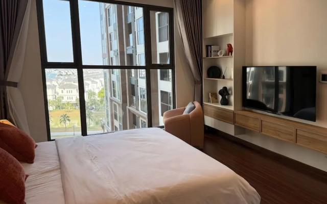 Masteri Waterfront by Emily in Town