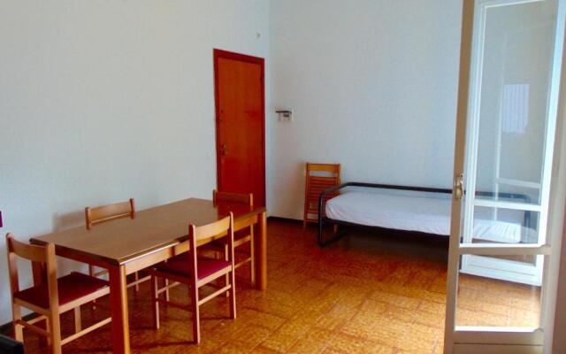 M245 - Marcelli, trilocale con terrazzo e a/c