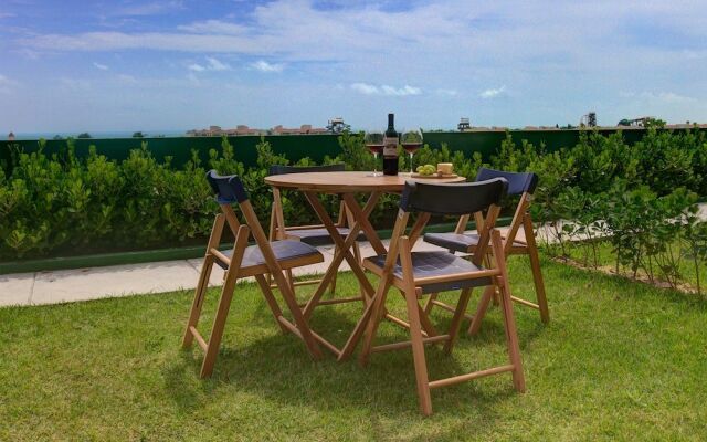 CASA EM CONDOMíNIO EM PORTO DAS DUNAS