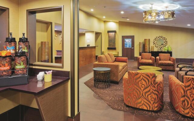 La Quinta Inn & Suites Las Vegas Tropicana