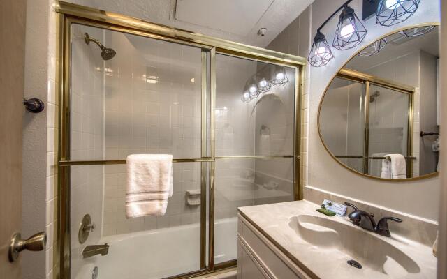 Ripley River Haus IC 302