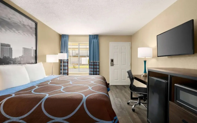 Super 8 Gulfport Near Biloxi