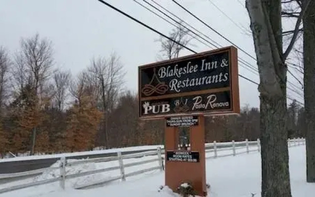 Blakeslee Inn & Restaurant