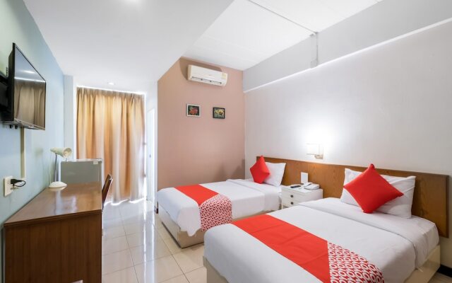 Top Inn by OYO Rooms