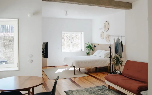 Oxford Green House by LovelyStay