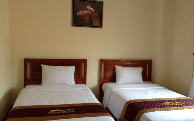 Van Xuan Hotel Danang – Guest Rooms – Da Nang