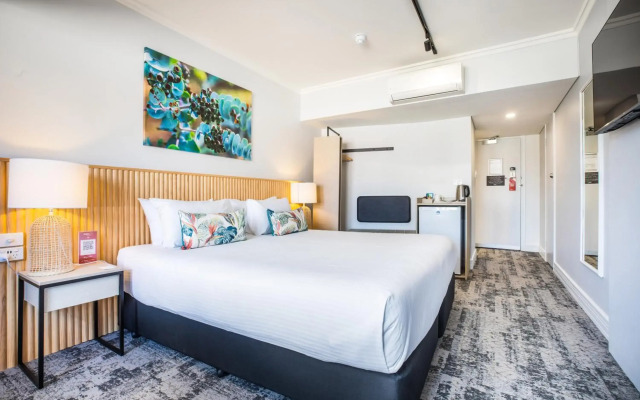 Nightcap at Hotel Victor