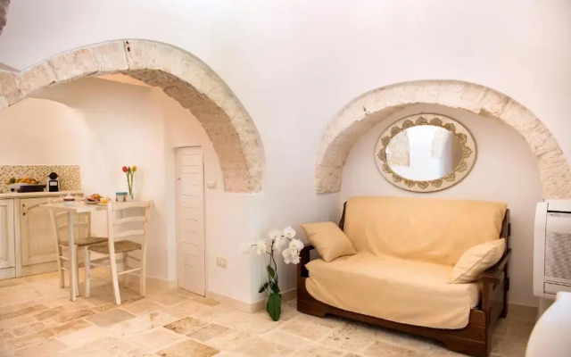 Trullo Giardino Fiorito