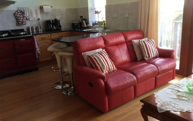 Orchard Manor - Guest house