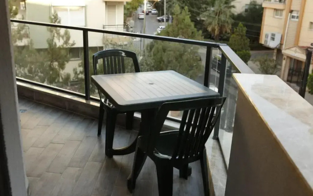 Comfortable and Modern Suite with Balcony in Narlidere, Izmir