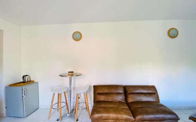 Studio in Schoelcher, with Enclosed Garden And Wifi - 500 M From the Beach