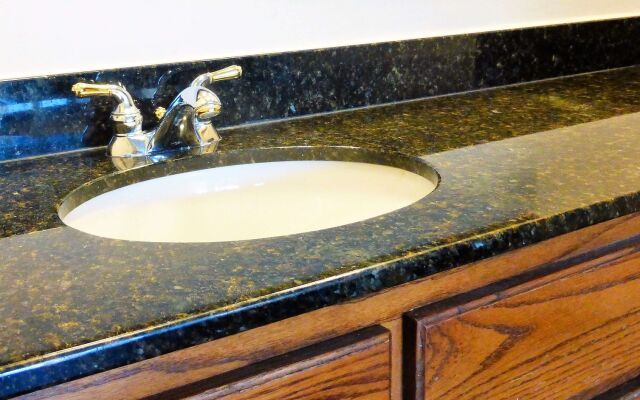 Red Roof Inn & Suites Calhoun